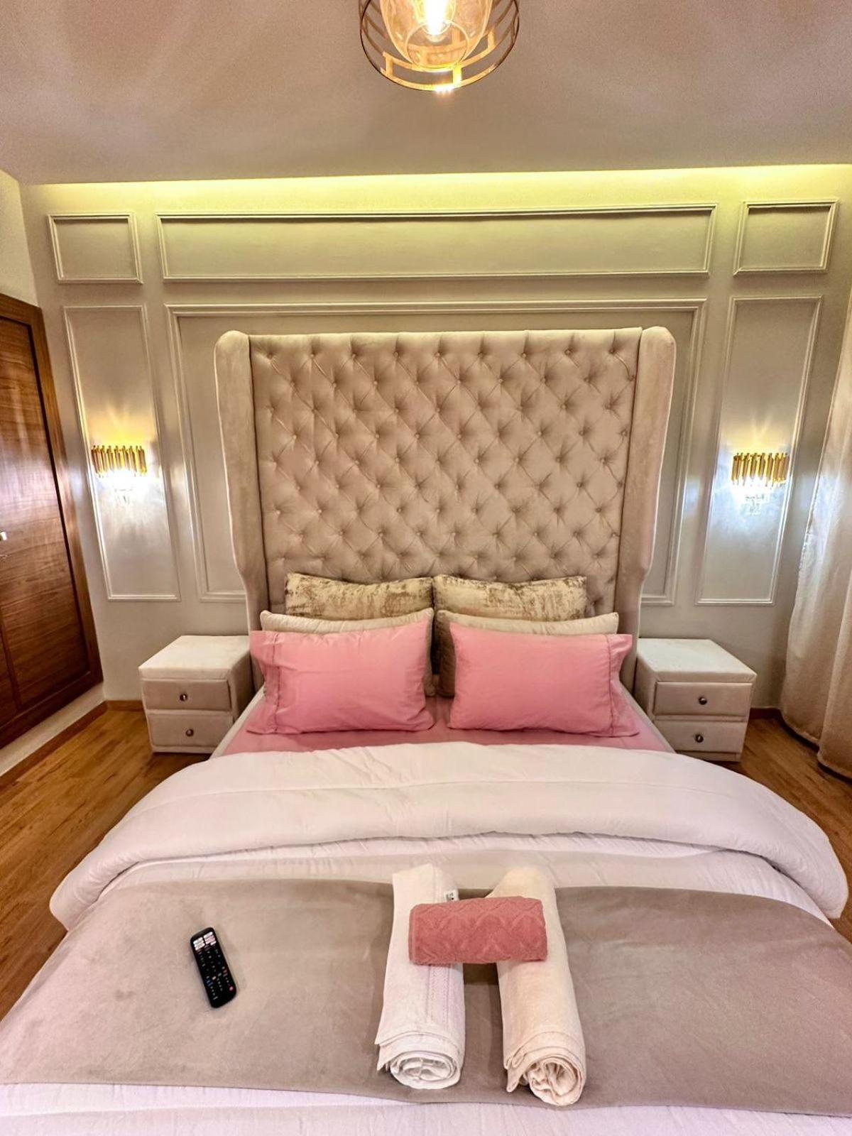 Appartement Luxueux Avec Piscine 10 Minutes Du Centre Ville Маракеш Екстериор снимка