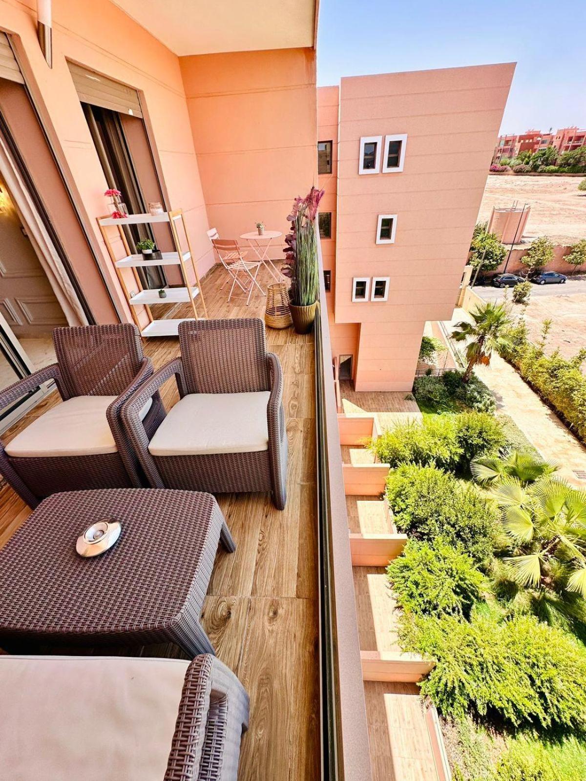 Appartement Luxueux Avec Piscine 10 Minutes Du Centre Ville Маракеш Екстериор снимка
