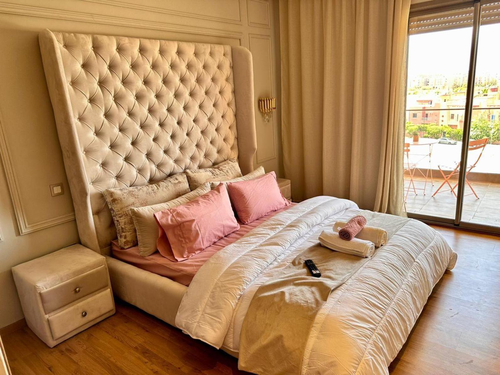 Appartement Luxueux Avec Piscine 10 Minutes Du Centre Ville Маракеш Екстериор снимка